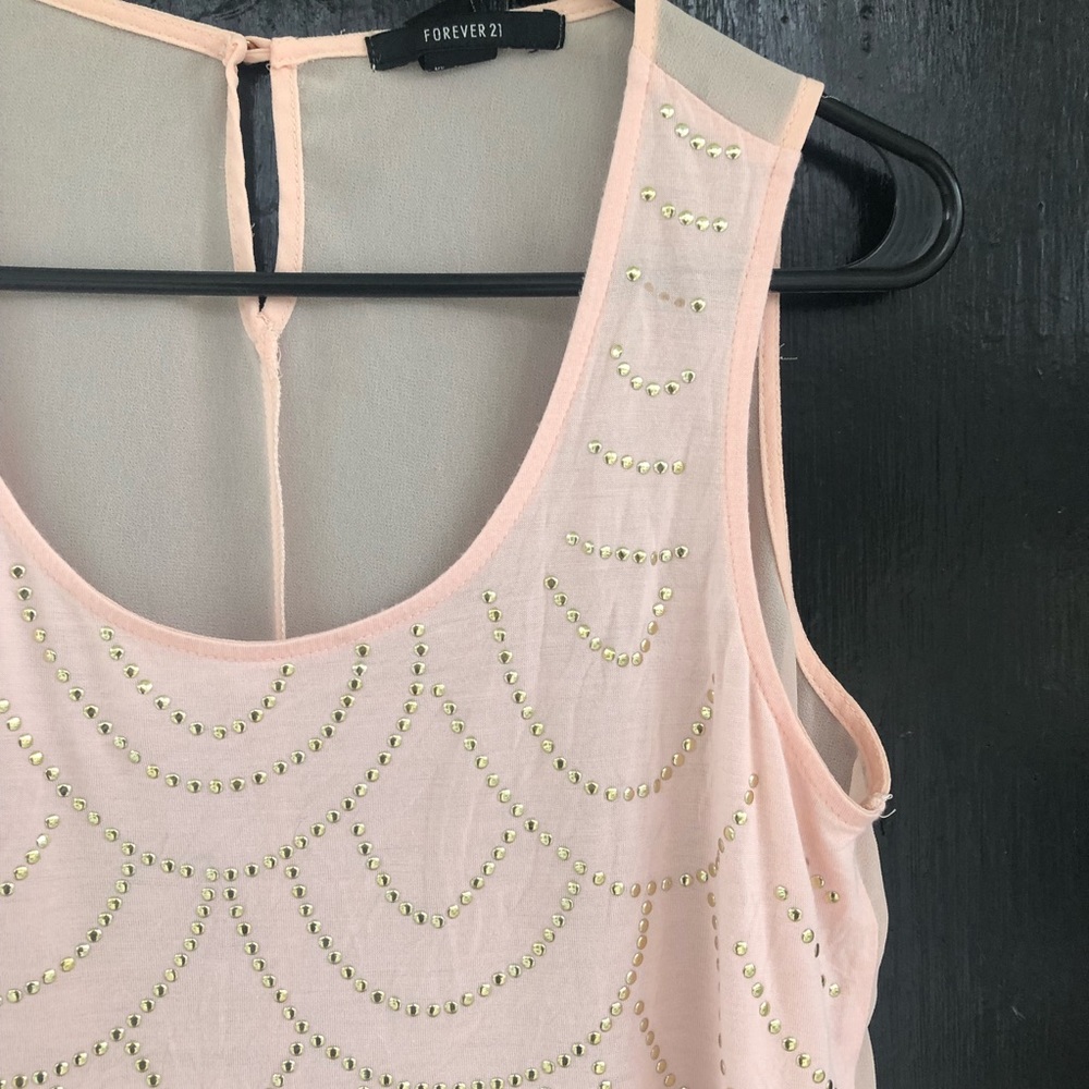 Forever 21 Top. Pale pink and gold